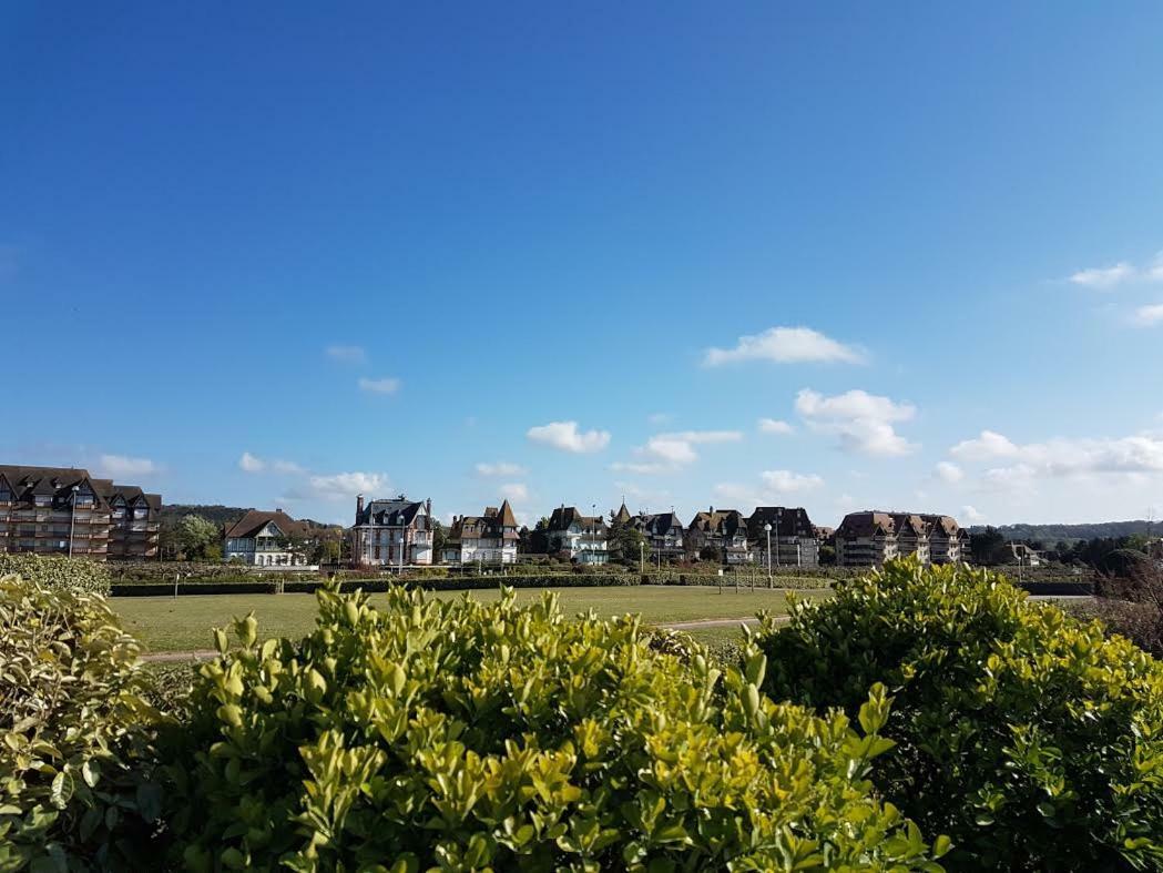 Appartement Residence Le Fairway ドーヴィル エクステリア 写真